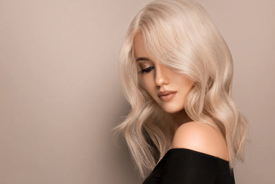 How To Use Mousses and Gels on Wavy Hair